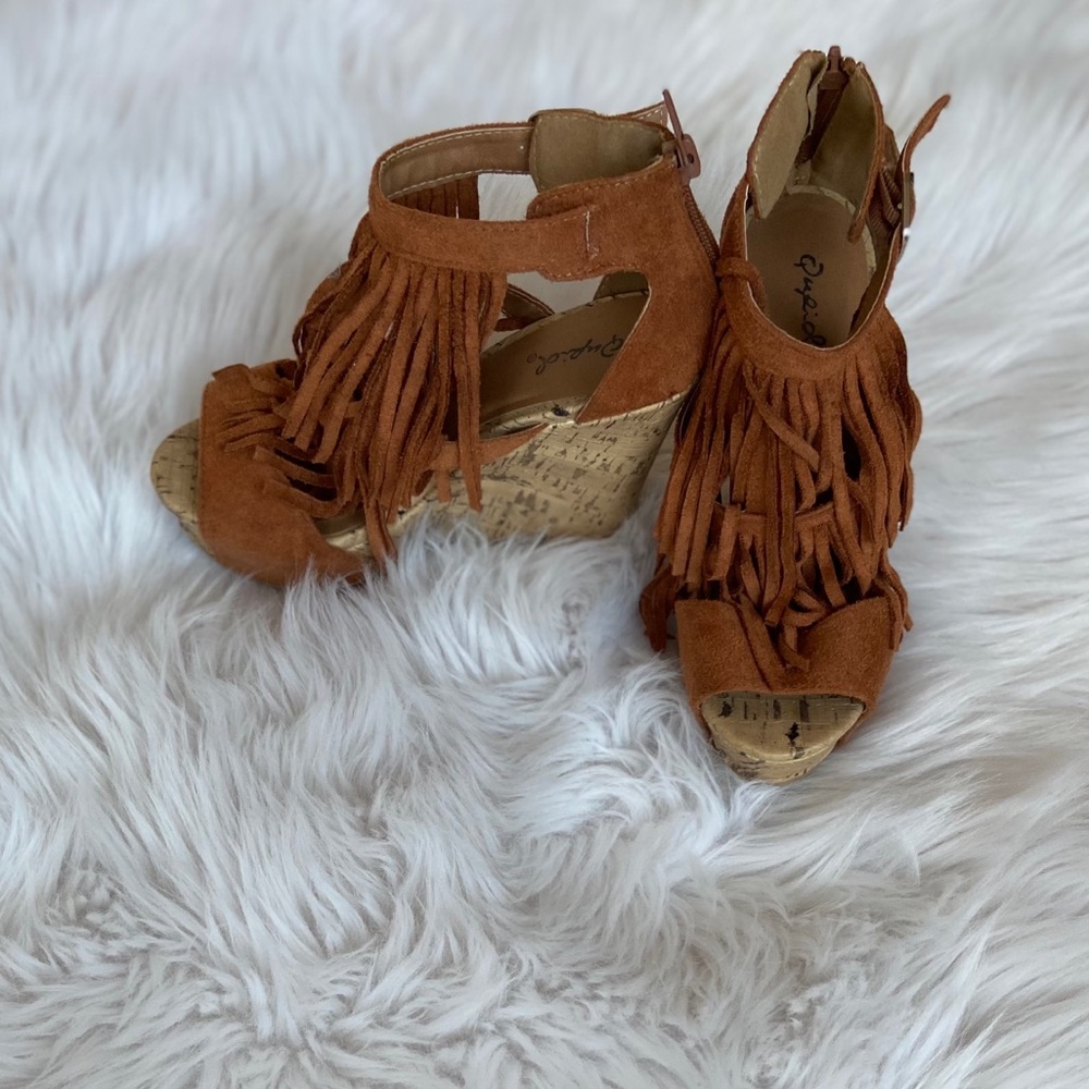 Qupid tassel wedges, size 6.